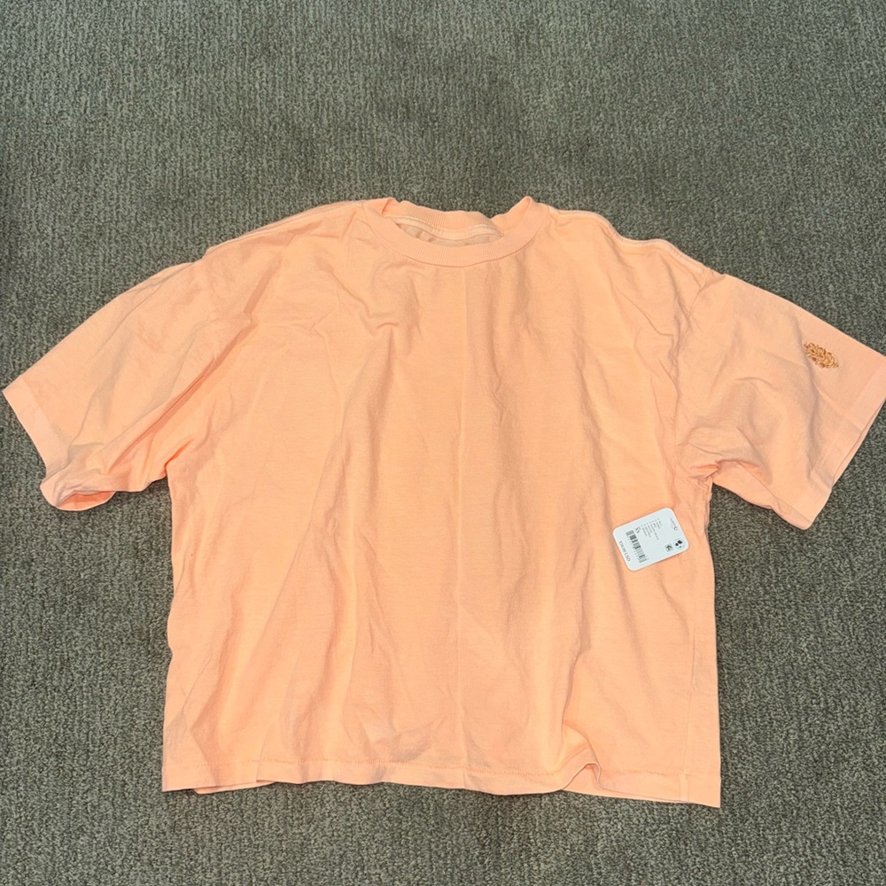 NWT FREE PEOPLE TACKLE TEE - XS pastel peach - Picture 3 of 4